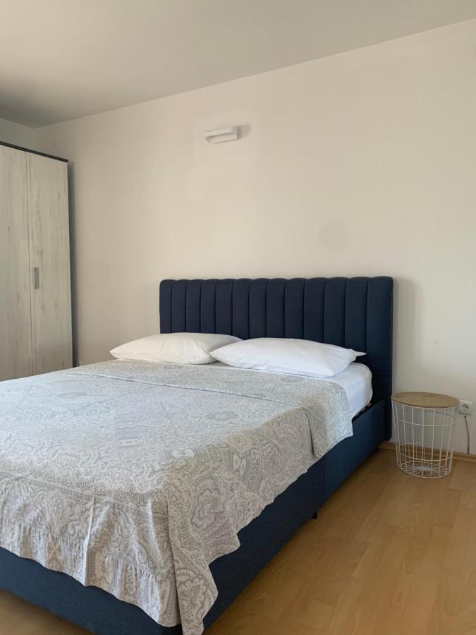 Apartments Villa Ohana Каштела Экстерьер фото
