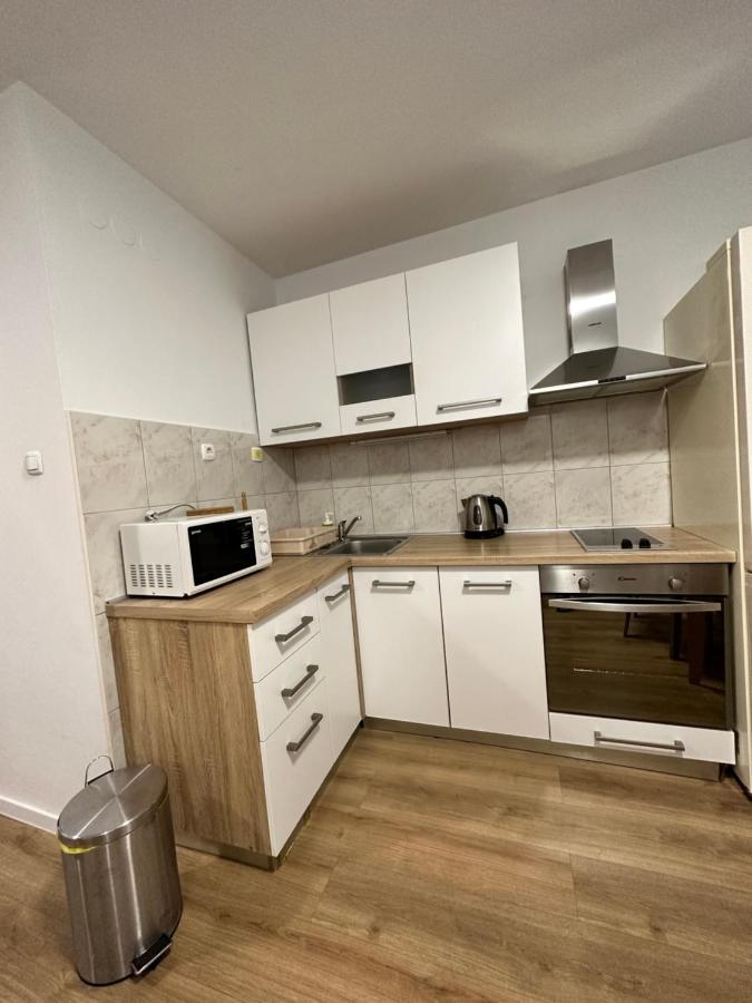 Apartments Villa Ohana Каштела Экстерьер фото
